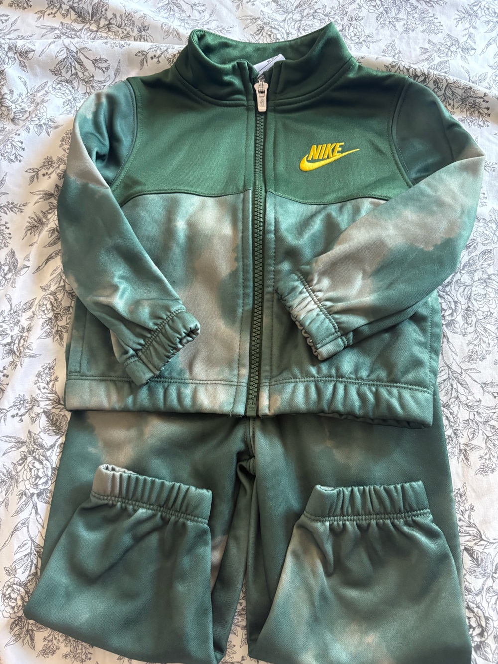 Nike Kids Green Tie-Dye Jacket & Pants Set with Yellow Logo